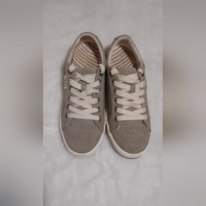 Taos Casual Sneakers in Taupe